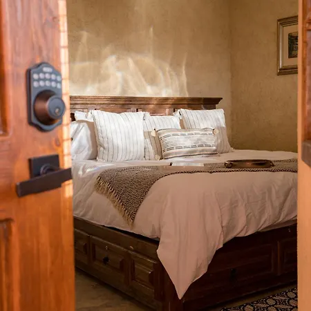 Beachside Bliss Studio, Walk To The Marina And Beach