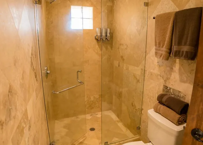 Beachside Bliss Studio, Walk To The Marina And Apartamento Cabo San Lucas